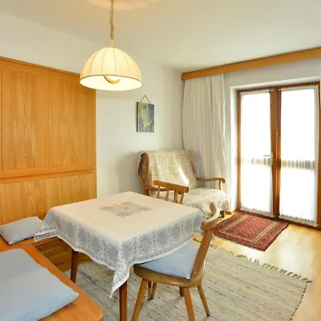Kirchmair Apartment